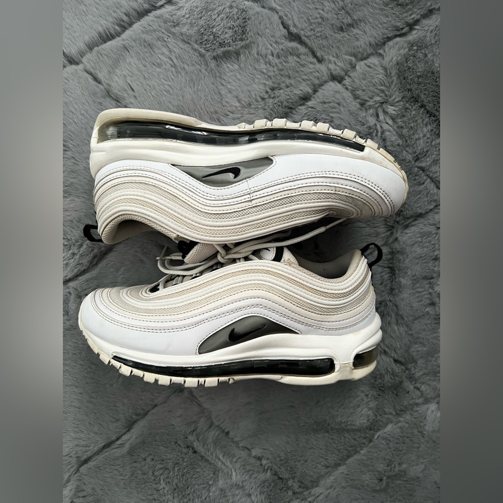 Nike Women’s Air Max 97